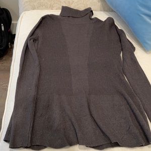 Cyrus dark grey turtleneck